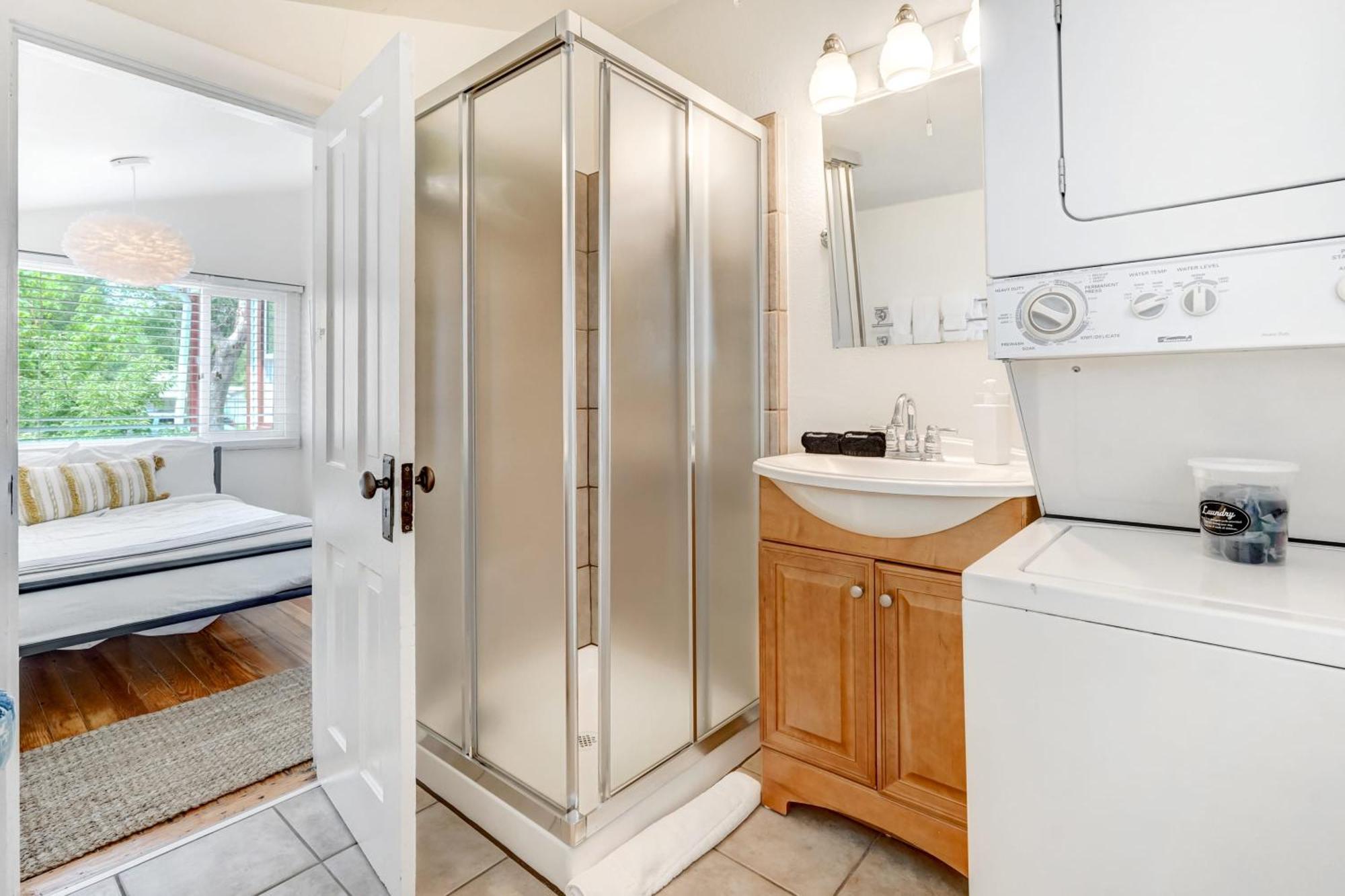 Vintage Tiny House Cute 1Bdrm Big Appeal Villa Colorado Springs Exterior photo